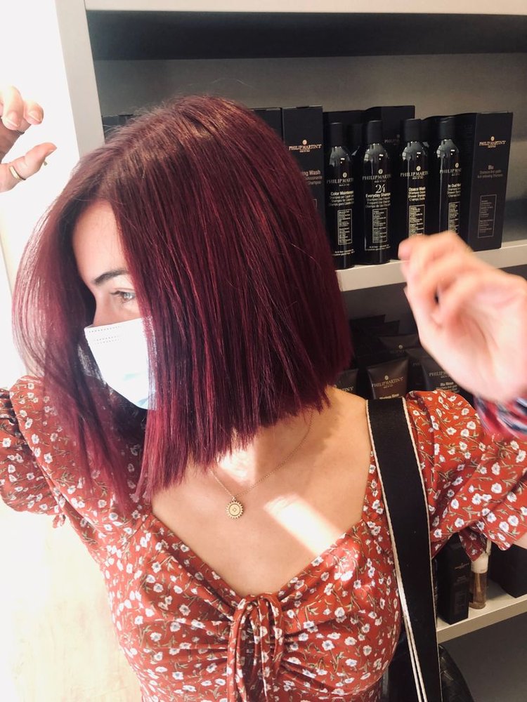 kare malli red bob Hair kokkina mallia konto malli bob haircut konto malli xtenisma kommotirio argyroupoli hair salon