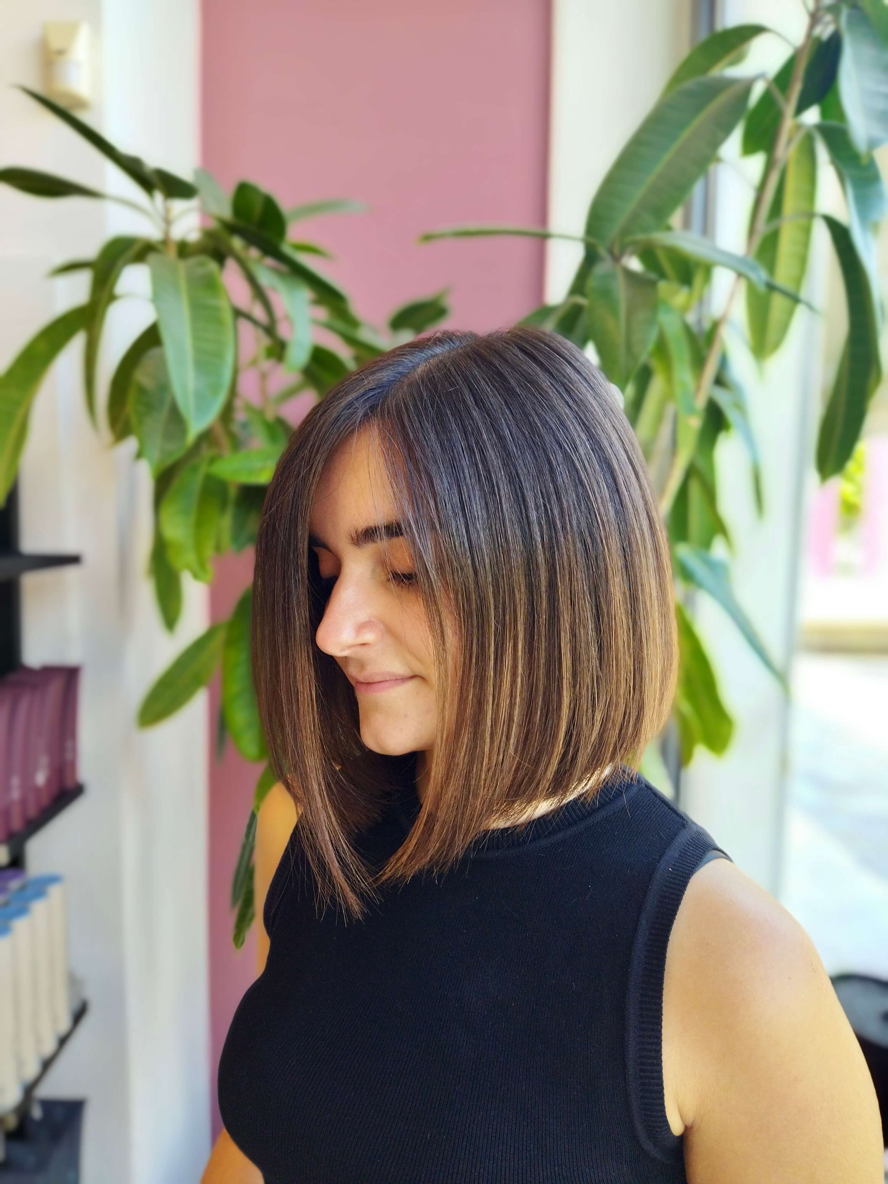 kare malli highlights hair modern look brunette bob Hair kastana mallia konto malli bob haircut konto malli xtenisma kommotirio argyroupoli hair salon