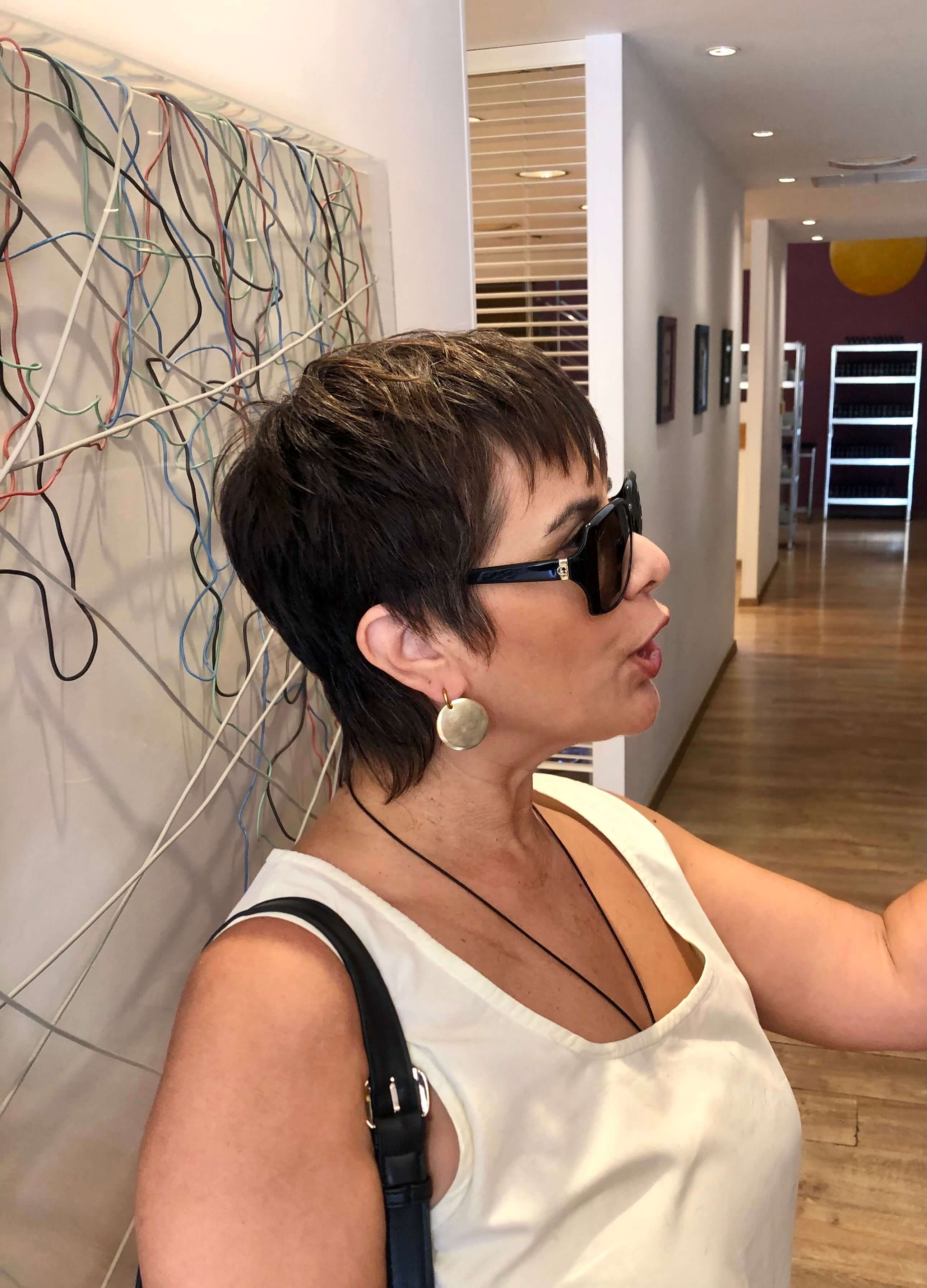 konto malli pixie haircut pixie hair mauro konto malli maura mallia black hair short hair kommotirio hair salon argyroupoli
