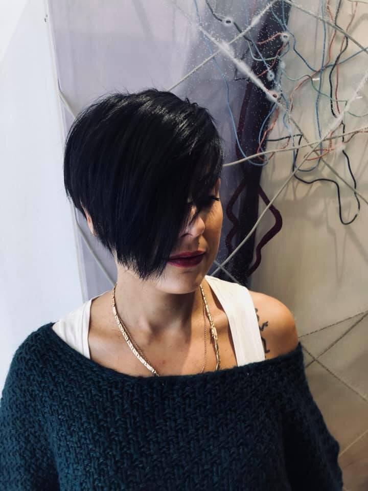 argyroupoli konto malli pixie haircut long pixie hair mauro konto malli maura mallia black hair short hair kommotirio hair salon