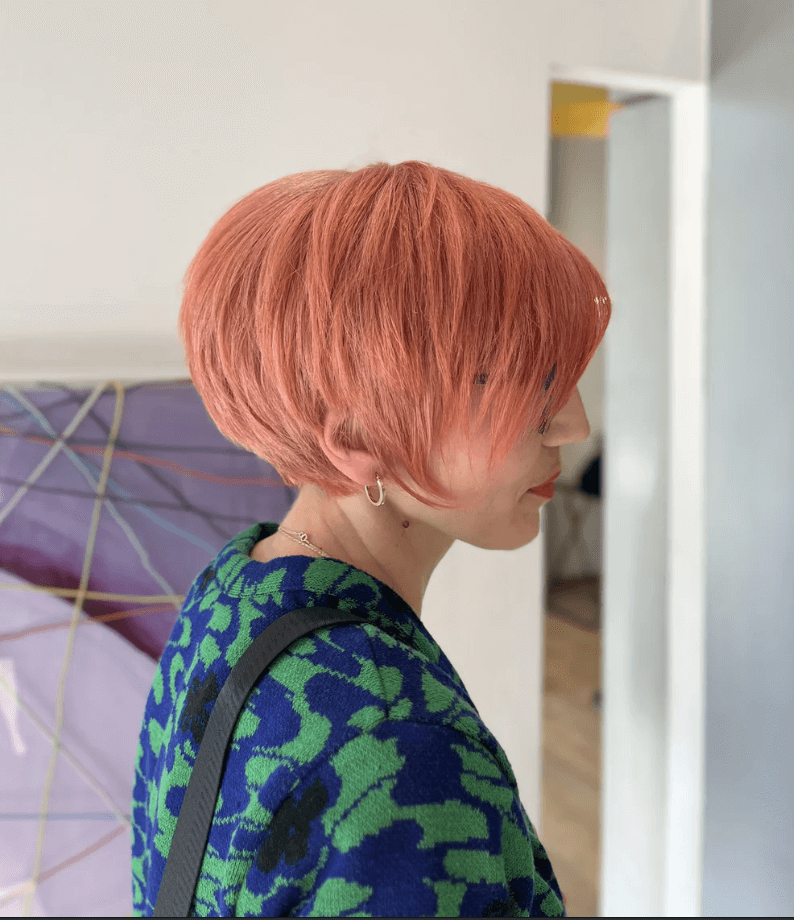 ginger hair modern hair konto malli bob haircut roz mallia pink hair short hair kommotirio hair salon argyroupoli